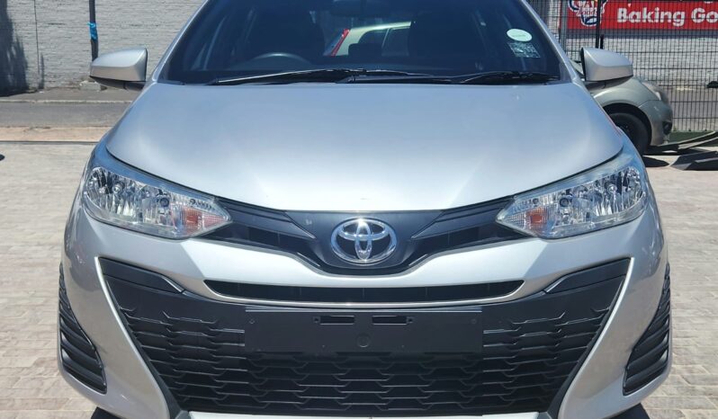 2019 Toyota Yaris 1.5 Xi full