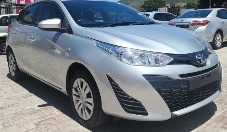 2019 Toyota Yaris 1.5 Xi full