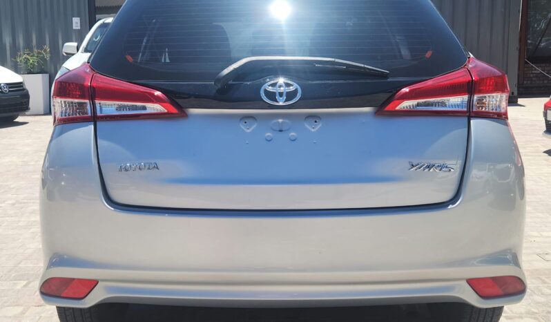 2019 Toyota Yaris 1.5 Xi full