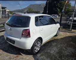 2017 Volkswagen Polo Vivo full